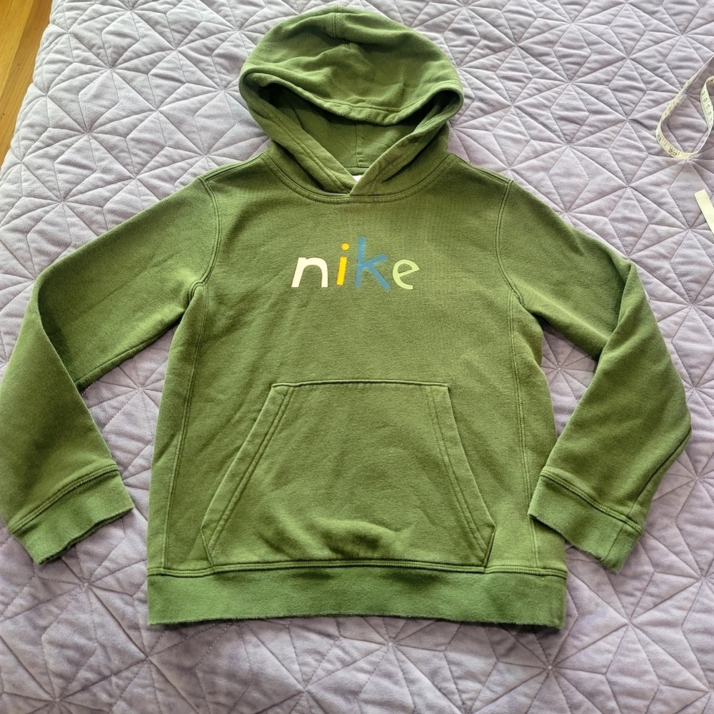 ♥️5 For $25 NIKE Green Girls Hoodie size small